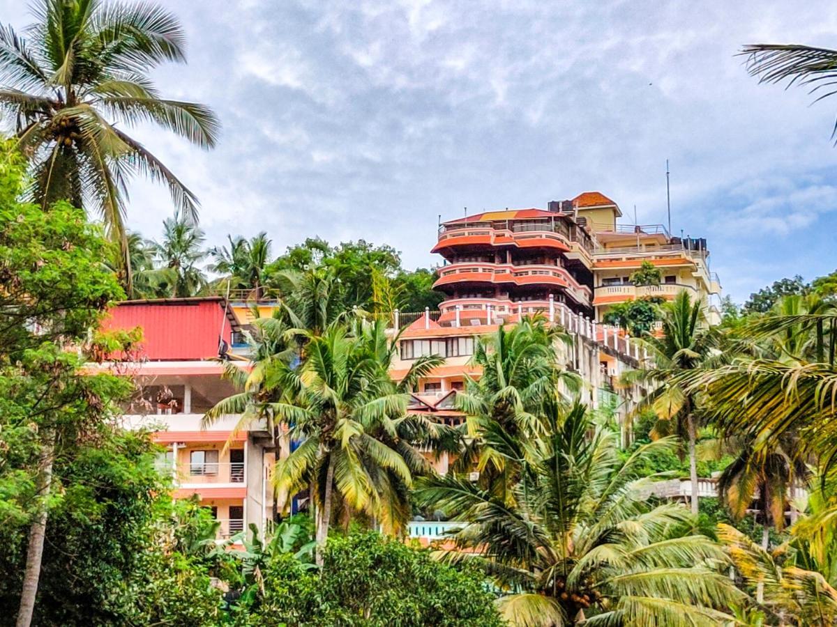 Ayurlaya Beach Retreat Kovalam Exterior photo