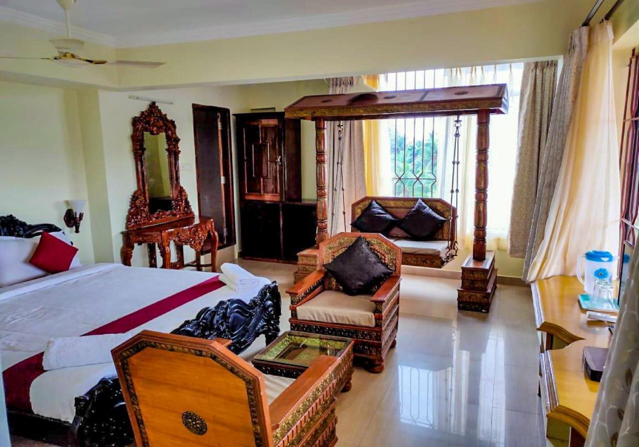Ayurlaya Beach Retreat Kovalam Exterior photo