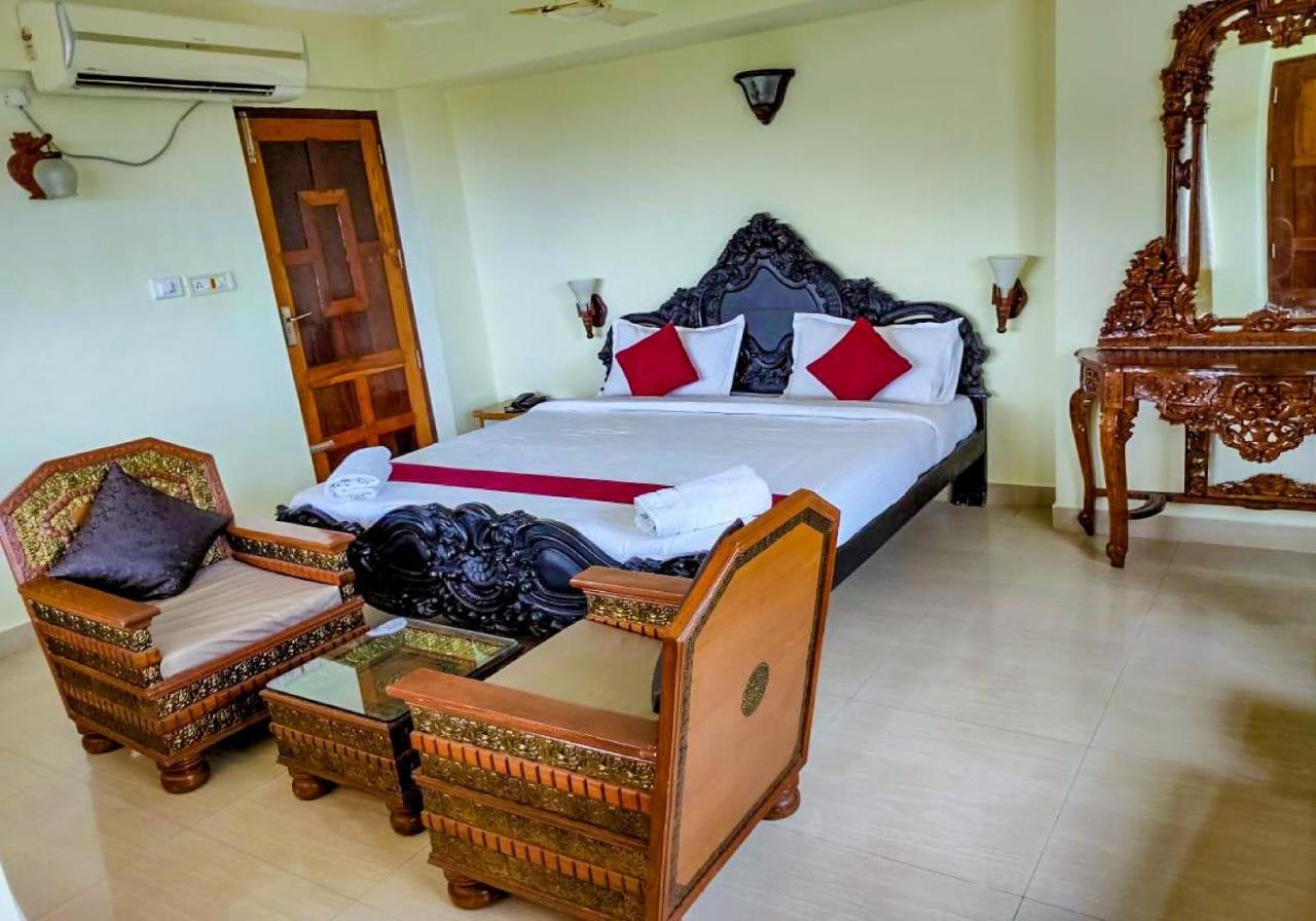 Ayurlaya Beach Retreat Kovalam Exterior photo