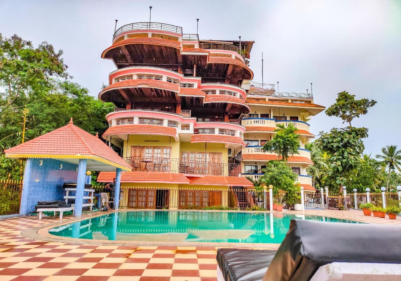 Ayurlaya Beach Retreat Kovalam Exterior photo